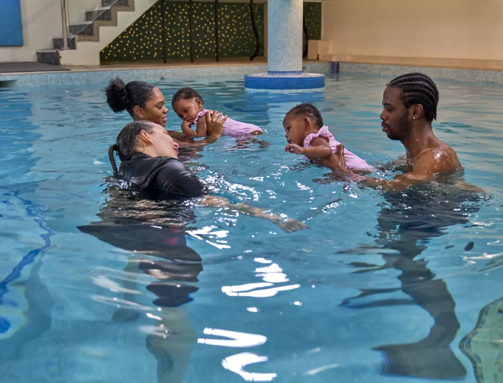 Parent and baby swimclasses aquill -swimclub london
